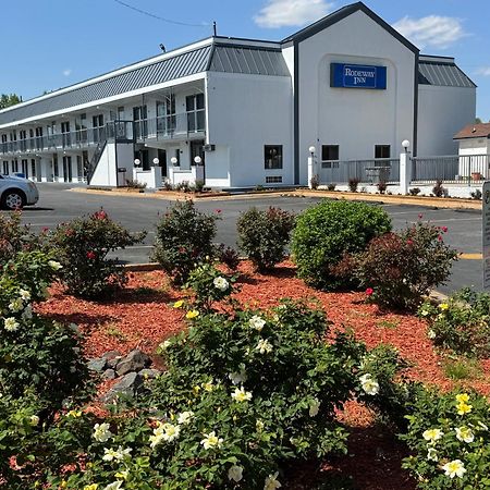 Rodeway Inn Шарлът Екстериор снимка